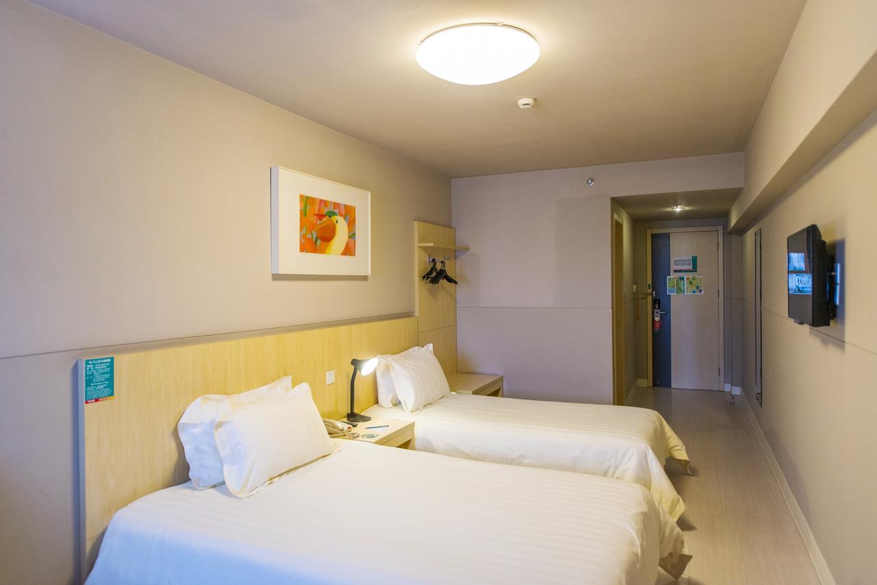Jinjiang Inn Hangzhou Xiasha Univeristy City Exterior photo